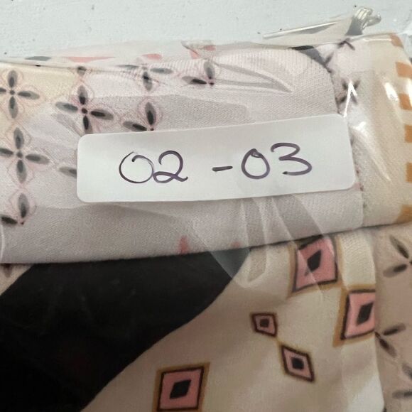 Bar iii geometric lines shapes faux wrap skirt NWT - Picture 4 of 4